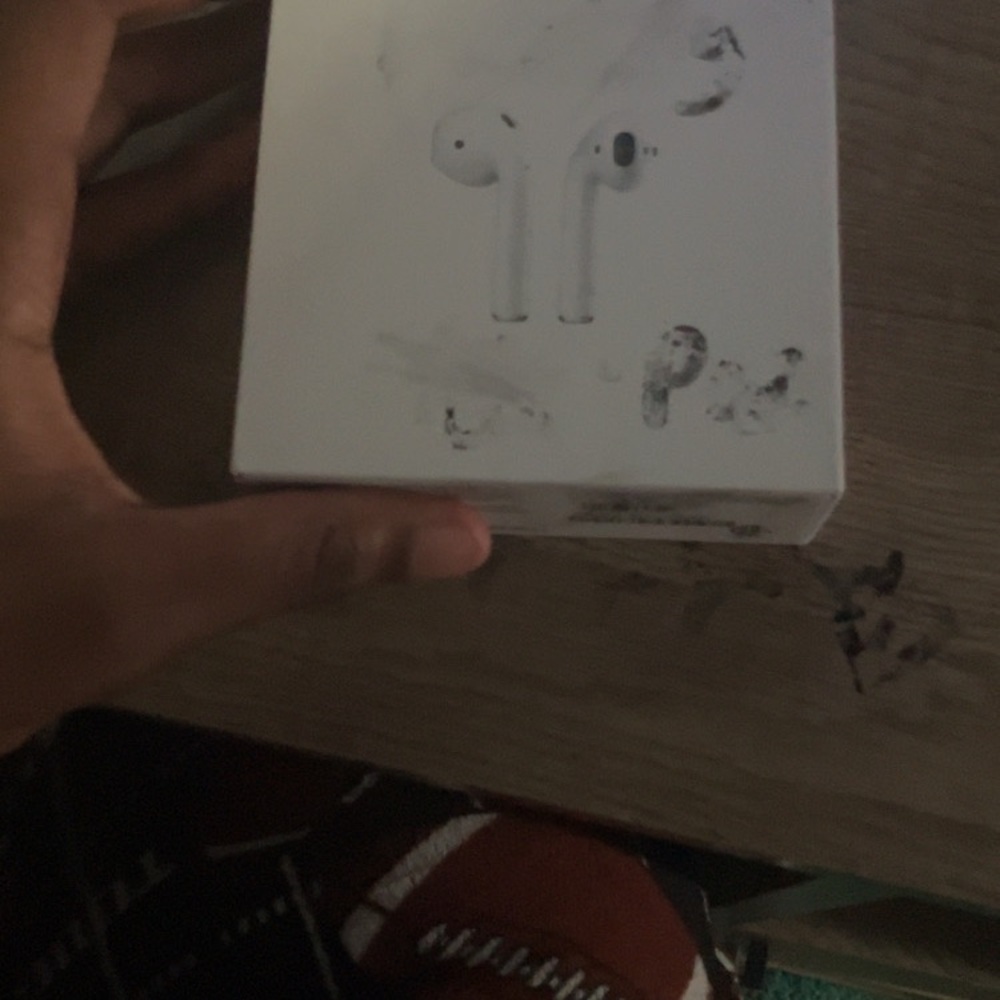 Apple AirPods with Charging Case